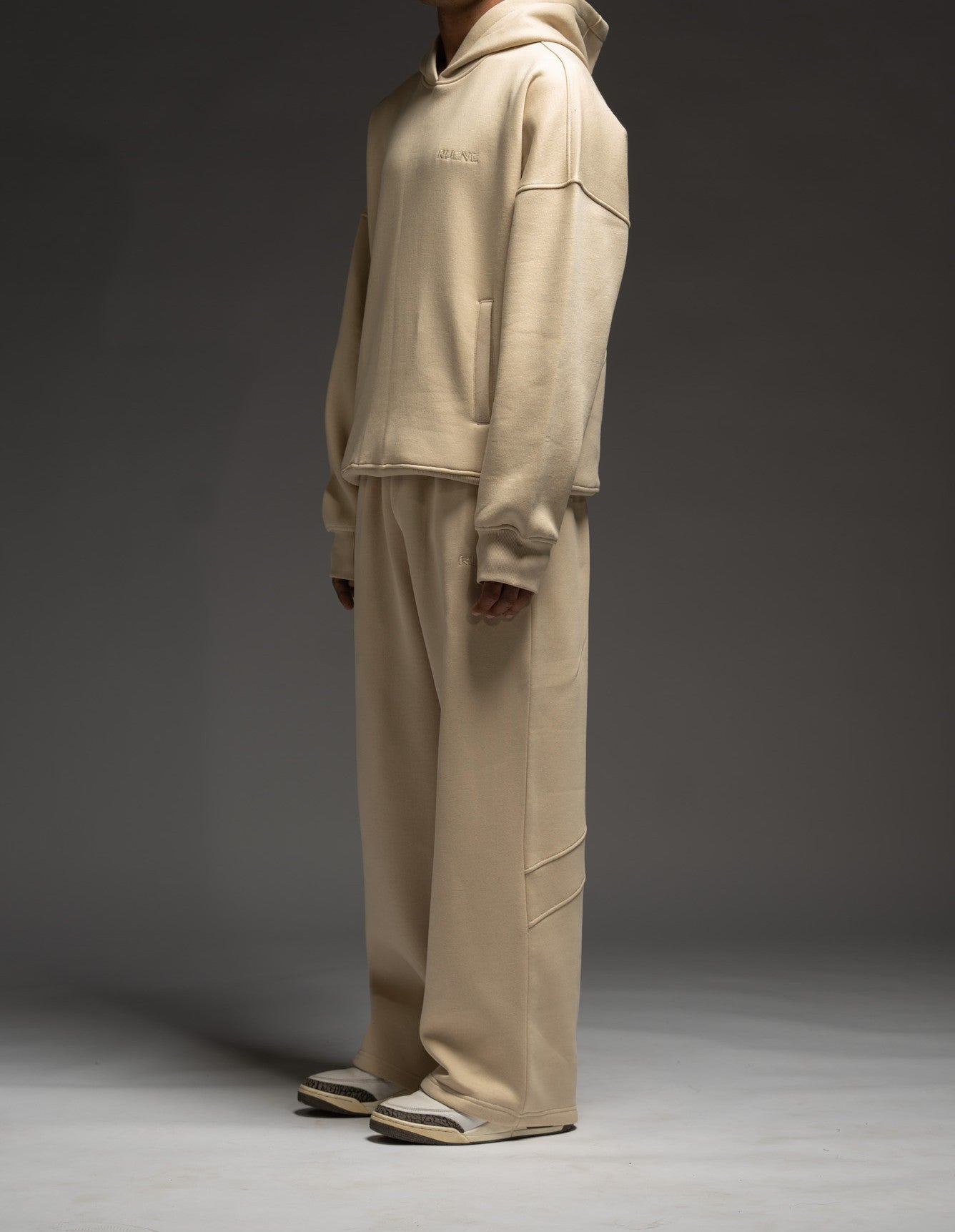 RUENE Beige Sweatpants